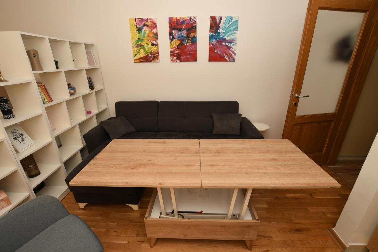 Sky Way Studio Apartment Szarajevó Kültér fotó