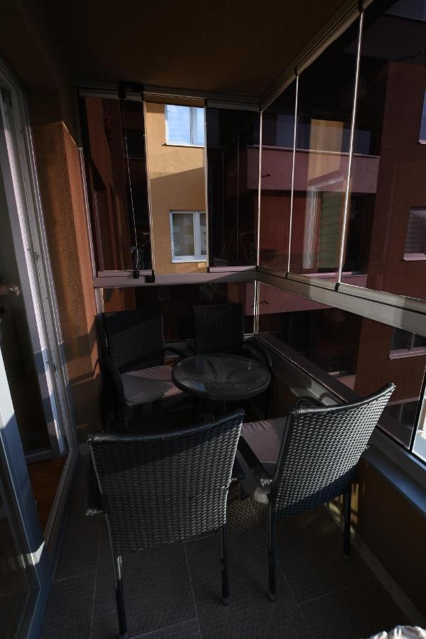 Sky Way Studio Apartment Szarajevó Kültér fotó